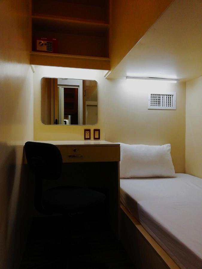 Subic Bay Hostel Олонгапо Екстериор снимка